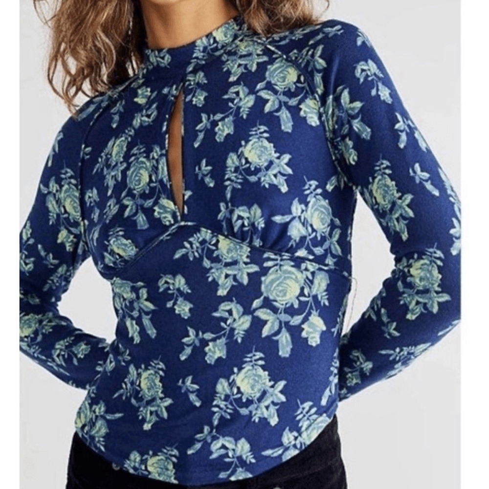 Free People Dinner Party Floral Long Sleeves Mock‎ Neck Key Hole Chic XS Soft
